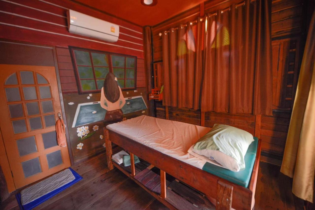 Mrk Resort & Massage Lop Buri 외부 사진