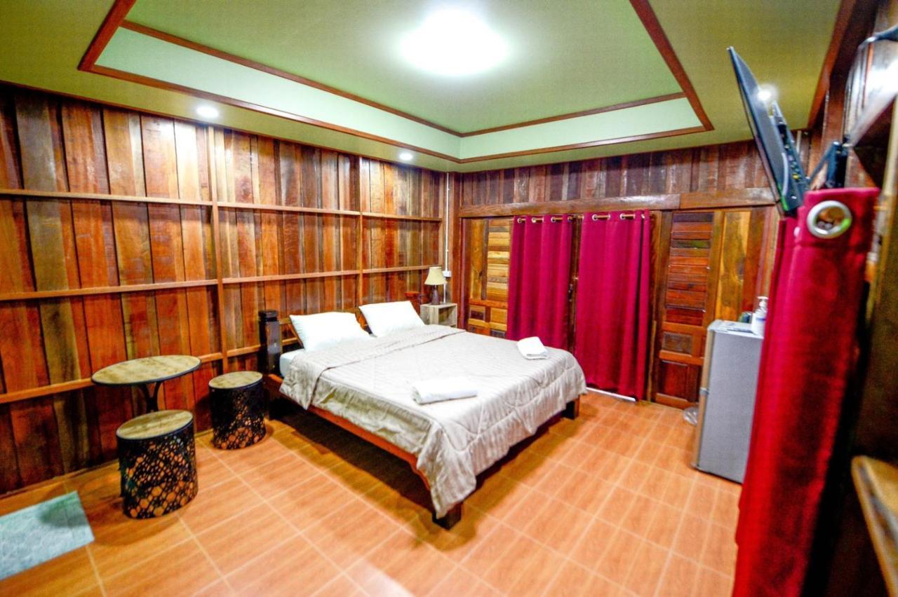 Mrk Resort & Massage Lop Buri 외부 사진
