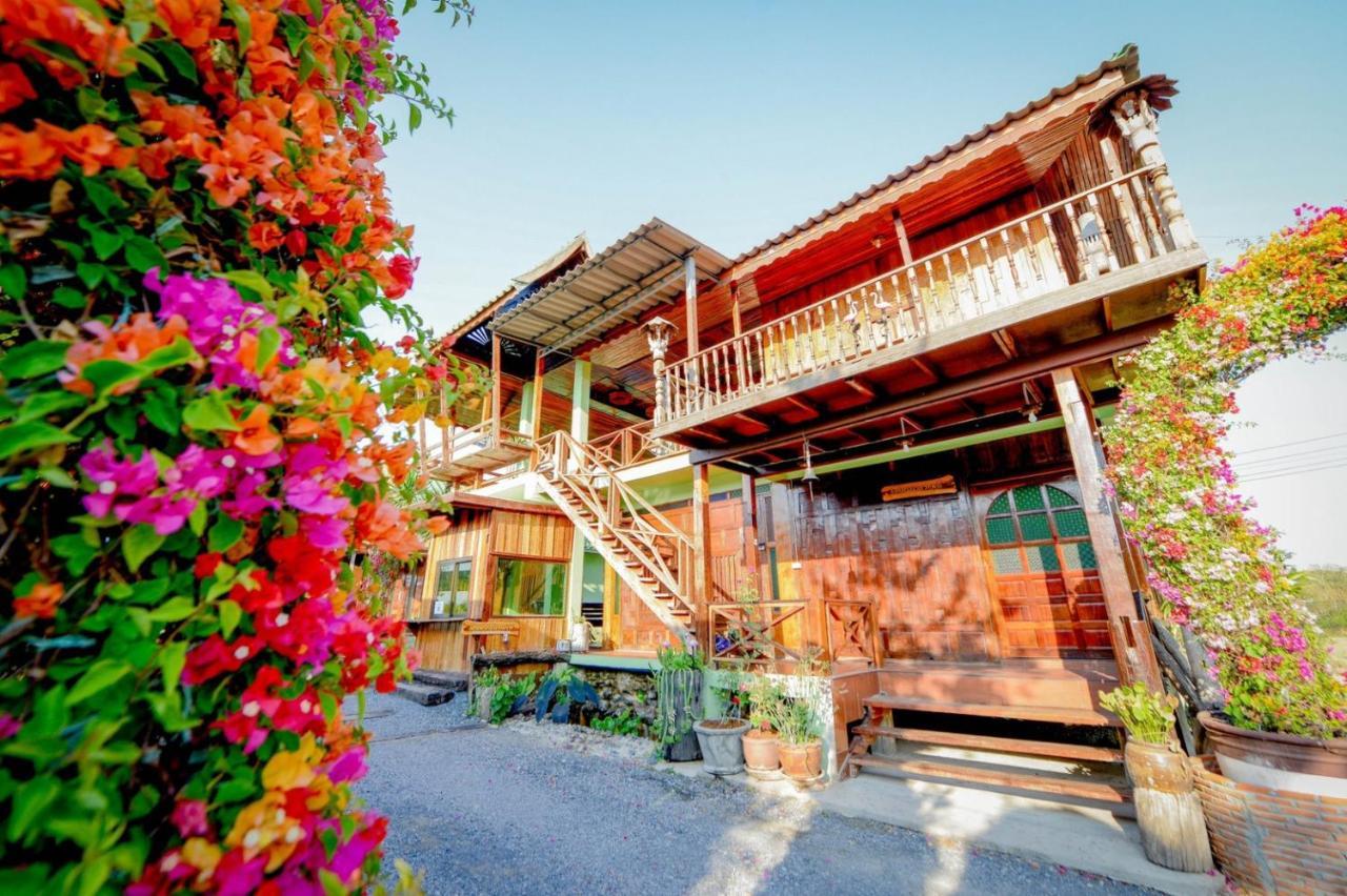 Mrk Resort & Massage Lop Buri 외부 사진