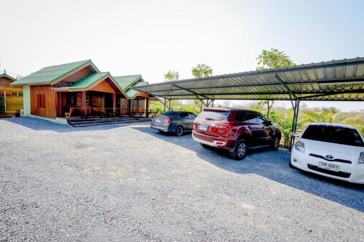 Mrk Resort & Massage Lop Buri 외부 사진