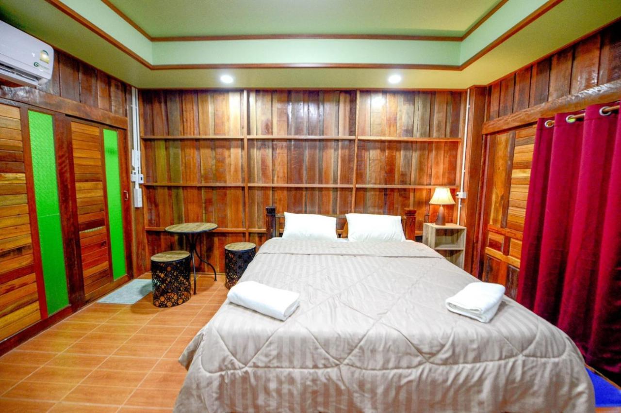 Mrk Resort & Massage Lop Buri 외부 사진